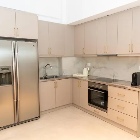 Azzur Luxury Apartment Sarandë