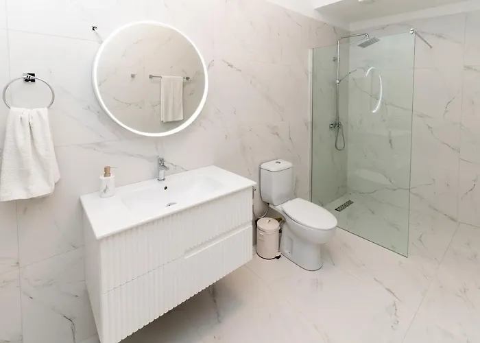 Azzur Luxury Apartment *