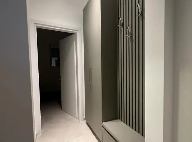 Azzur Luxury Apartment Sarandë